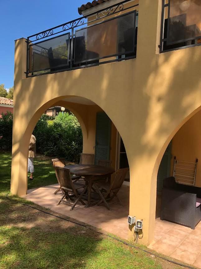 Les Jardines D'Artemis Apartment Сен Тропе Екстериор снимка