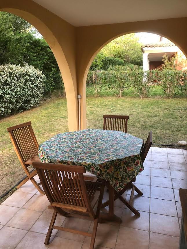 Les Jardines D'Artemis Apartment Сен Тропе Екстериор снимка