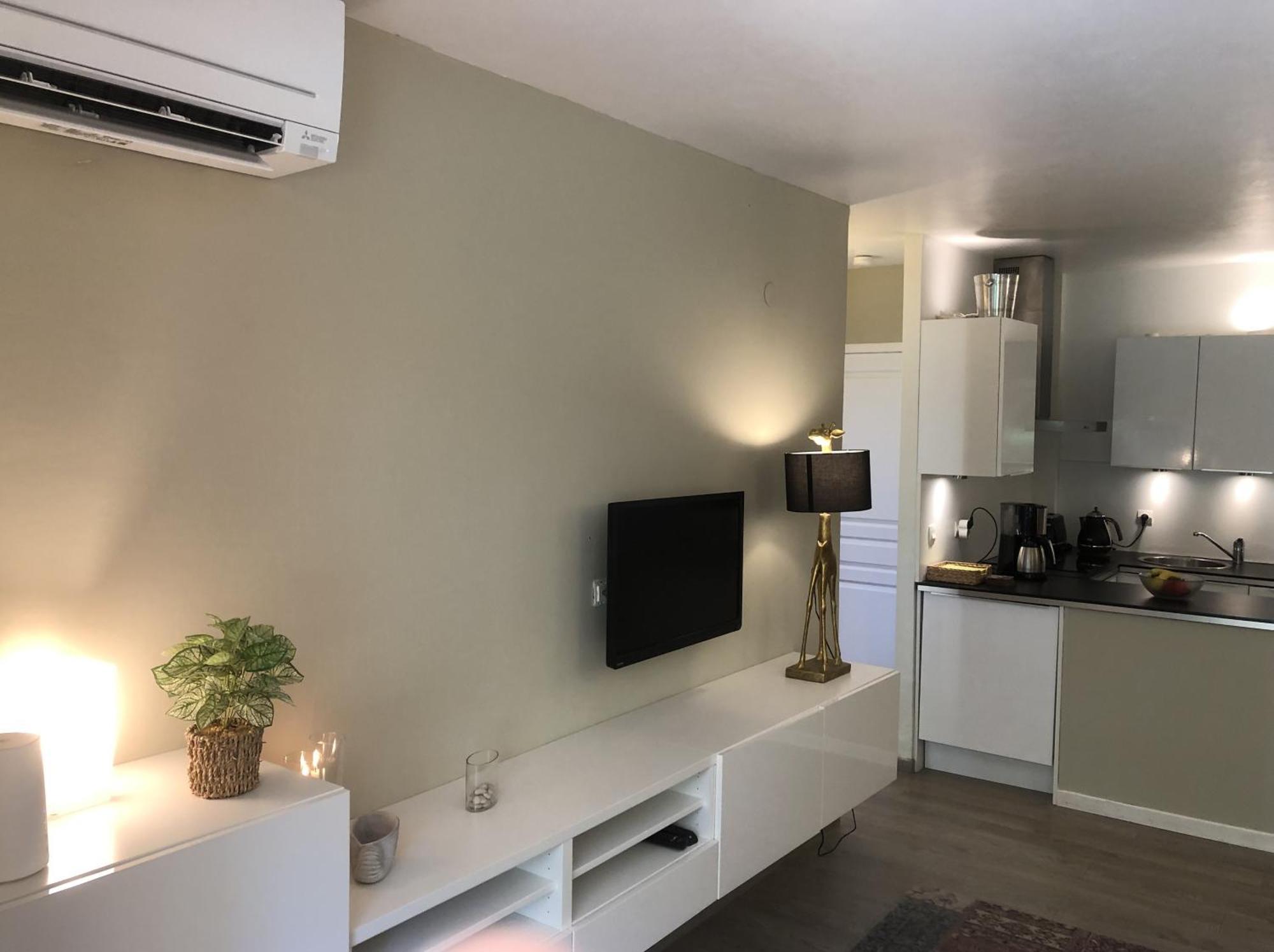 Les Jardines D'Artemis Apartment Сен Тропе Екстериор снимка